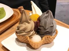 三色雪糕窝夫-VIA TOKYO