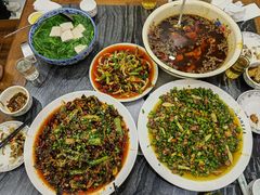 -江湖黑大兔(杨家坪店)