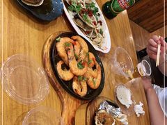 -老东镇啤酒屋海鲜加工·蒸汽海鲜·海鲜烧烤(台东店)