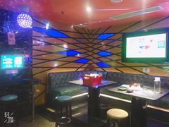 -音乐在线主题氧吧KTV(佳宁娜广场店)