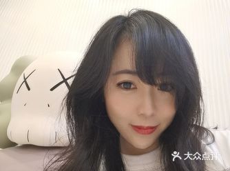 三次剪发卡的优惠价也就和网红店一次的价钱差不多