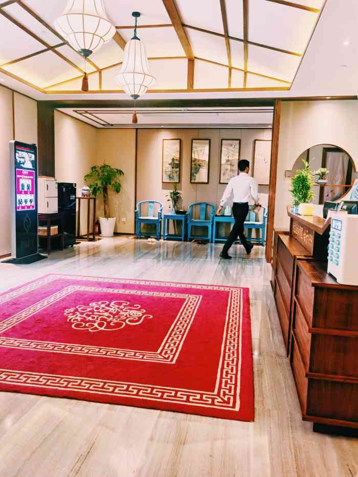 鼎族怡华(缤谷文化休闲广场店)-"约了在这边跳舞,舞房就在旁边就赶紧