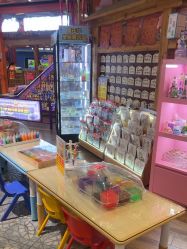 -卡通尼乐园(新达汇三林店)