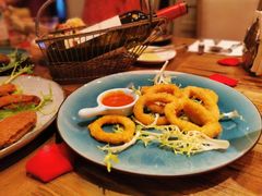 -SISTERS BAR RESTAURANT川意酒馆(嘉善老市H楼店)