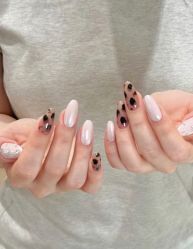 -赢韵美甲美睫瑞士净斑中心