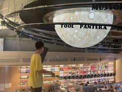 -黑胶星球(华发中城商都店)