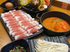 呷哺羔羊肉-呷哺呷哺(砂之船奥莱店)