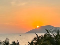 -日落吧·海景咖啡厅·餐酒吧·鸡尾酒·下午茶·乐队表演·浪漫夕阳·三亚文华东方酒店
