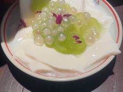 -张翻越·川渝冒菜·武汉黑鸭煲(城北万象城店)