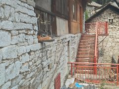 -高荡千年布依古寨旅游景区