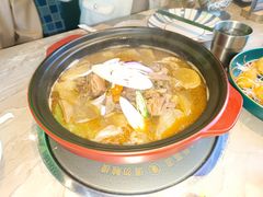 -腩得欢喜·牛腩煲火锅(万庭大厦店)