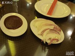 洋葱、酱-老昌春饼(中央大街店)