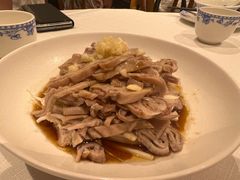 蒜泥白菜拌肚丝-老吉士酒家(天平路店)