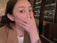 -LADY FAFA(巨鹿路陕西南路路口店)