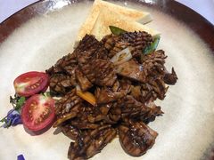 -宏达宴老菜馆(群力第四大道店)