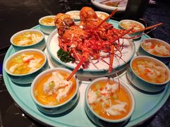 -荣誉海鲜酒楼(海湾店)