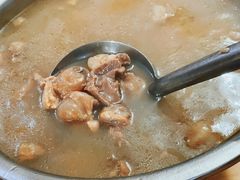 -烂厅下牛肉汤