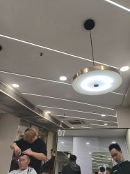 -PE SALON