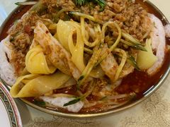 -欧提汗·新疆餐厅·清真(银都路店)