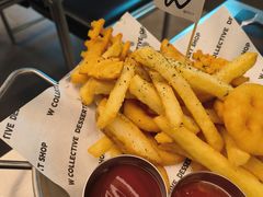 -W COLLECTIVE  DESSERT SHOP