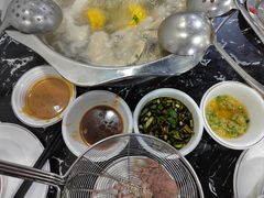 -牛一煲美食(江高店)