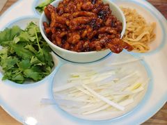 -合合春饼·酱骨·东北菜(潘家园店)
