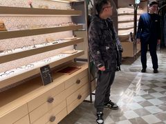 -茂昌眼镜(南京东路店)