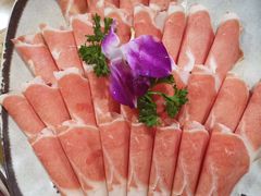 -毛辣果·贵州红酸汤牛肉火锅(西单店)