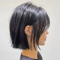 -变画·发型STUDIO