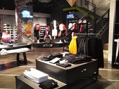 -NIKE武汉品牌体验店