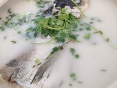 -天乐农家鱼头王(天目湖店)