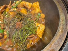 -山河屯铁锅炖·非遗东北菜(南山店)