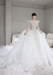 -Renee芮亦婚纱