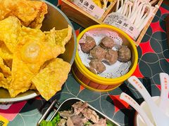 油炸豆油皮-南城十里潮汕鲜牛火锅·鲜虾生滚粥(融汇老商埠店)