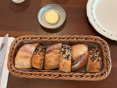 餐前面包-Bistro Les Lilas丁香花小酒馆