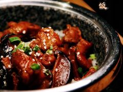 照烧鸡腿饭-明洞阿姨·韩式酱蟹烤肉·创意料理(三元桥店)
