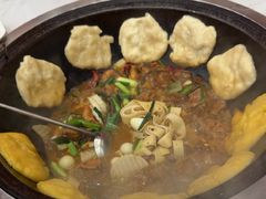 -鲁员外地锅鸡地锅鱼(古墩路店)