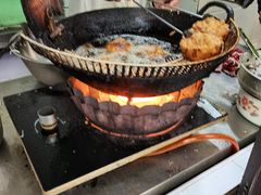 油墩子-阿婆油墩子(五里桥路188弄小区店)