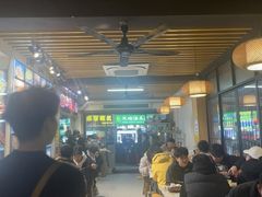 -郑记•不夜城烧烤•龙虾•虾蟹(黄鹤楼店)