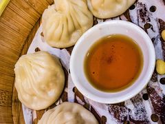 鲜虾灌汤小笼包-老上海里弄味道(知春路店)