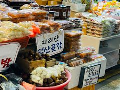 -西归浦每天偶来市场