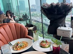 -福楼毕斯罗F Bistronome(国贸商城约会地标景观店)