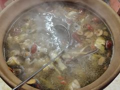 -威邵鸡煲(西华路总店)