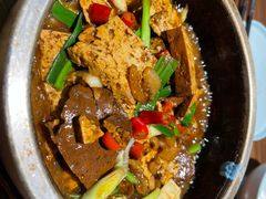 -有红鸡毛店·川菜(建设路店)