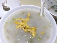 招牌艇仔粥-龙记烧腊茶餐厅(常德路店)