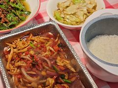 -韵味湘肴·小炒黄牛肉(五一广场美食地标店)