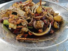 -休记光头香辣蟹干锅店(衣冠庙店)