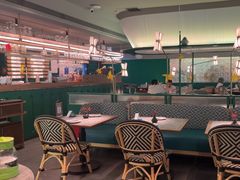 -芭莉与彩虹西餐厅(成都合生汇店)