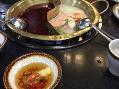 -怡品川宇火锅(宝立方店)