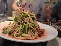 -桥头堡·坤德餐厅(滨江道店)